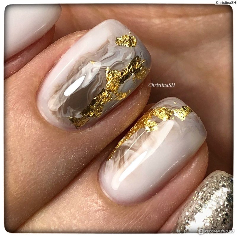 Новогодний маникюр