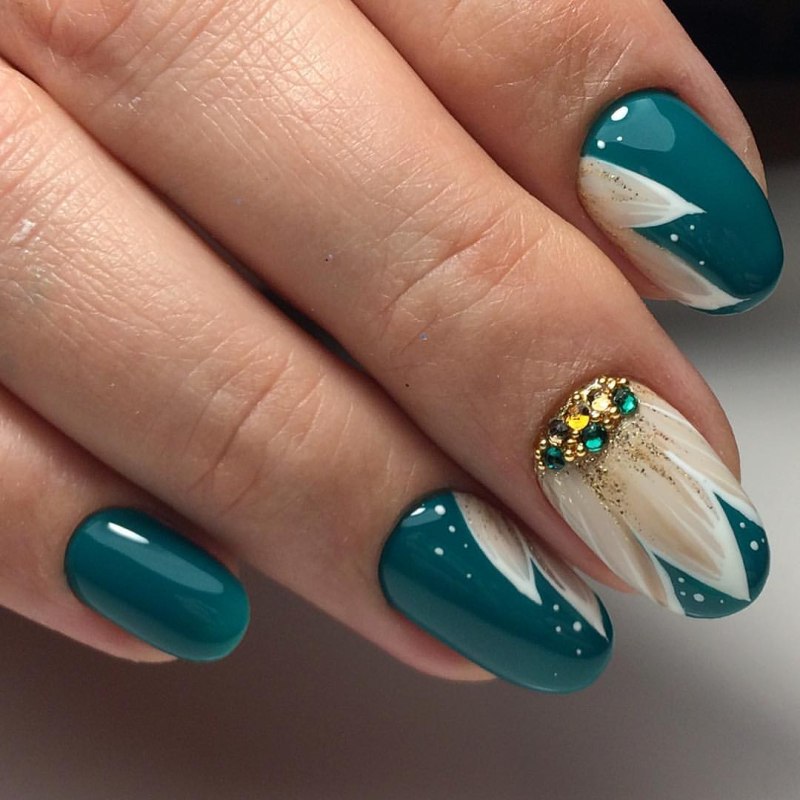 Красивый нежный маникюр