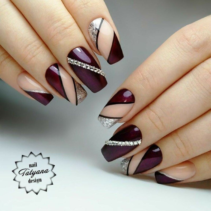 Пурпурные колготки