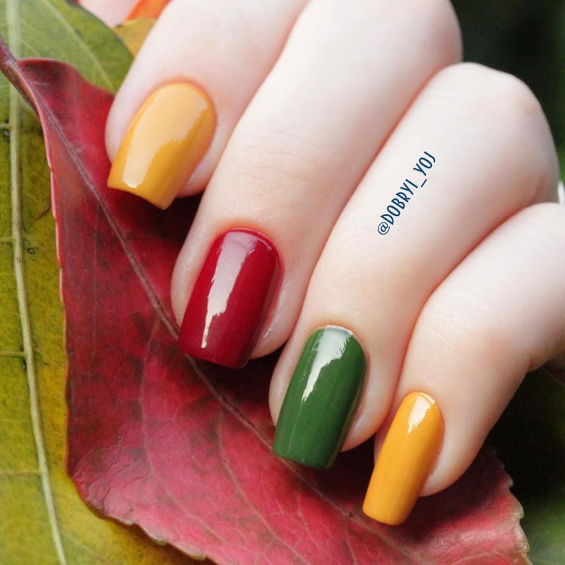 Маникюр омбре бордо