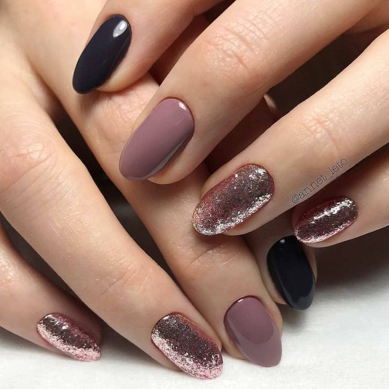 Маникюр на короткие ногти осень