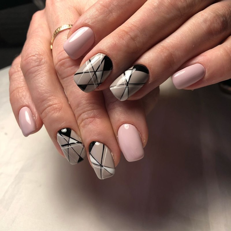 Геометрический маникюр