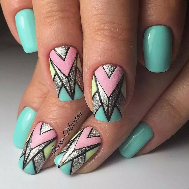 Геометрия на ногтях