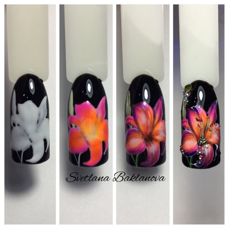 Лилии на ногтях