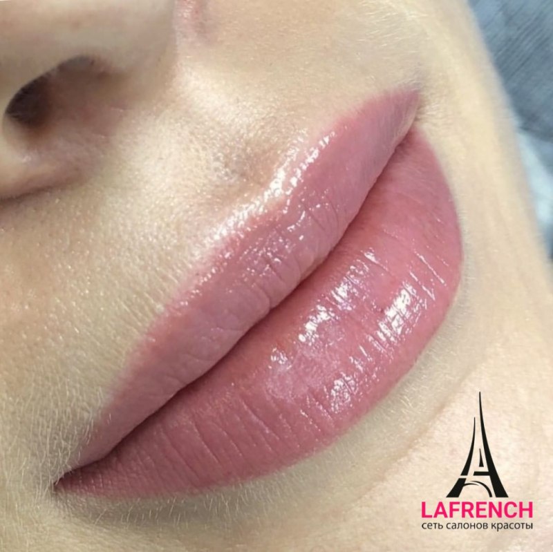 Перманент татуаж губ