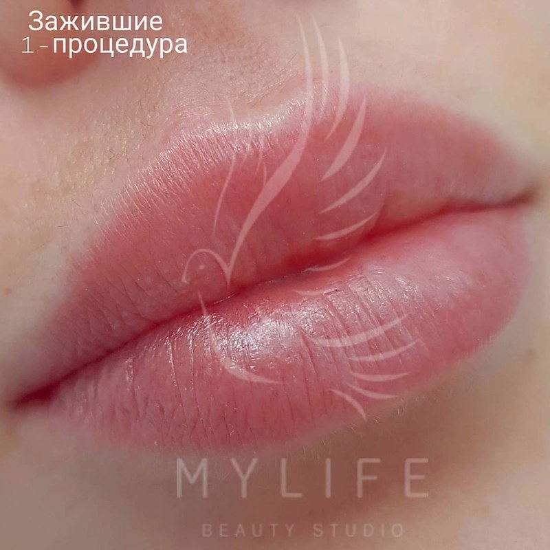 Перманентный макияж губ эффект Натюрель
