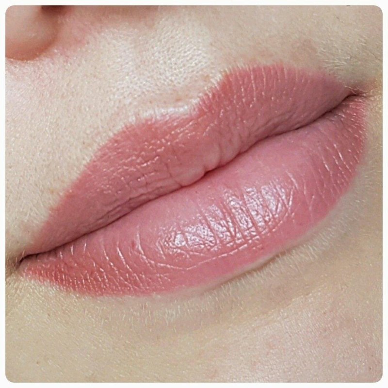 Перманентный макияж губ