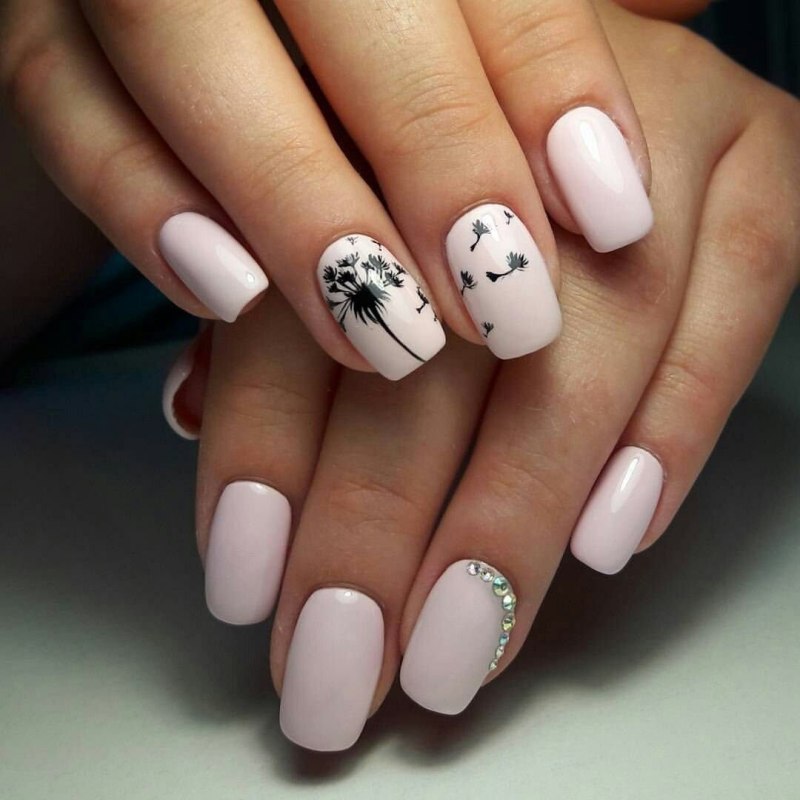 Маникюр дизайн нежный