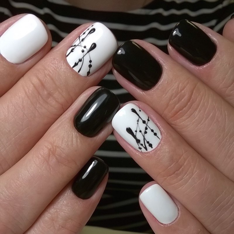 Черно белый маникюр
