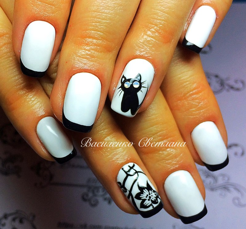 Ногти белые с рисунком