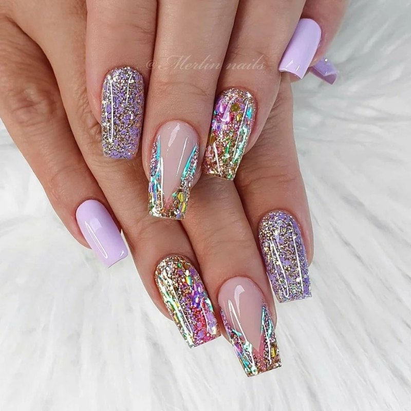 Ногтик с м с блестками и рисунком