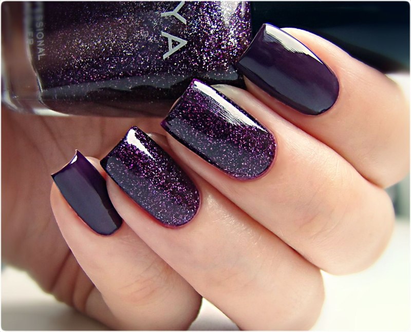 Маникюр чёрный с серебром