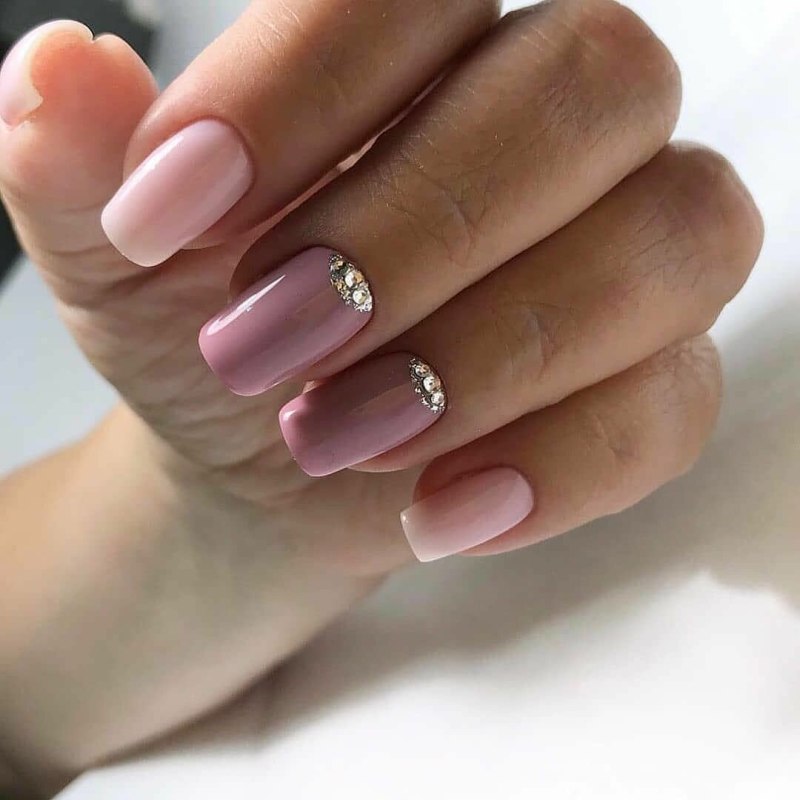 Маникюр на квадратные ногти