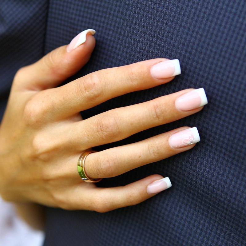 Французский маникюр