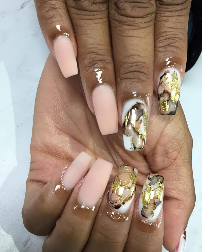 Паутинка на ногтях