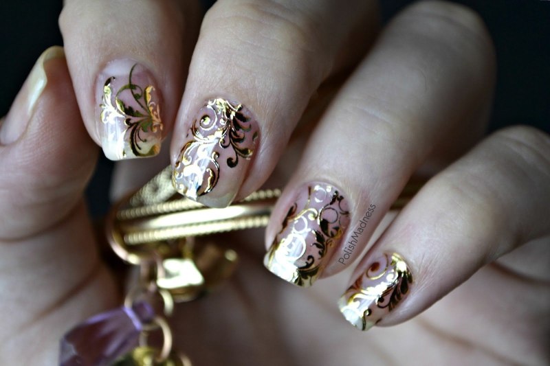 Маникюр френч с фальго