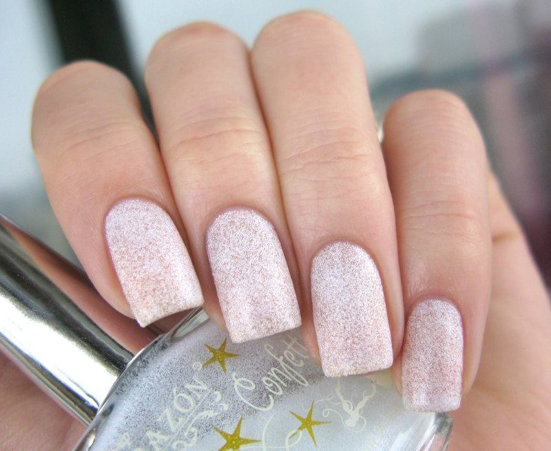 Маникюр кошачий глаз