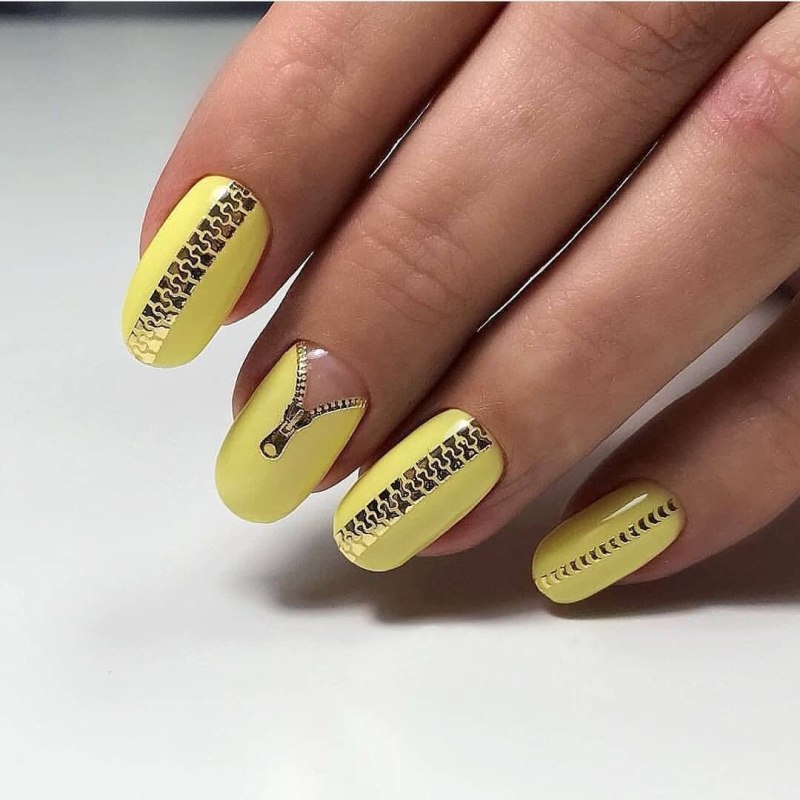 Дизайн ногтей желтый