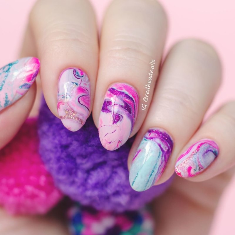 Розовые ногти