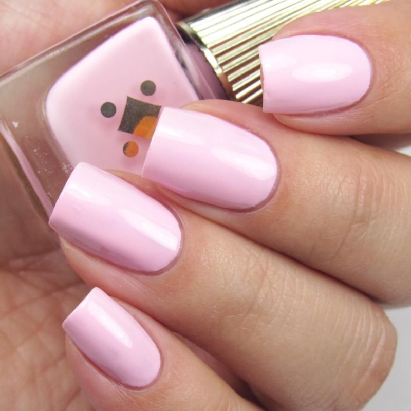 Сиренево голубой маникюр