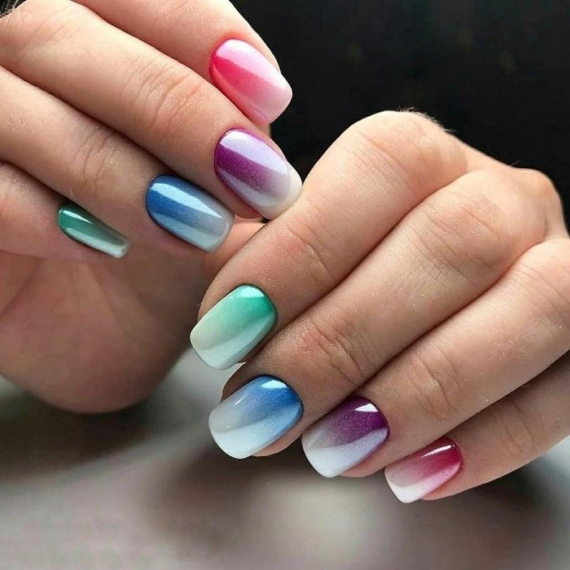 Маникюр градиент разноцветный