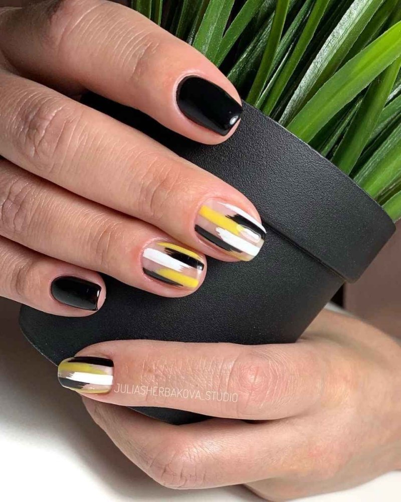 Дизайн ногтей мазки