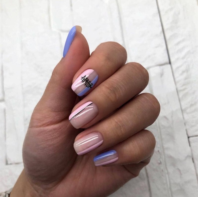 Ногти с яркими разводами