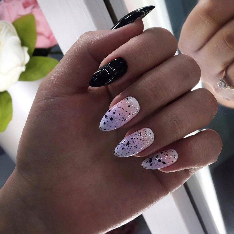 Пятнистый маникюр
