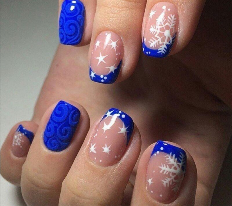 Новогодний дизайн ногтей