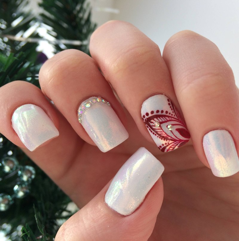 Зимний маникюр