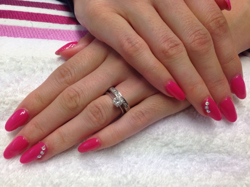 Выравнивание и укрепление ногтевой пластины