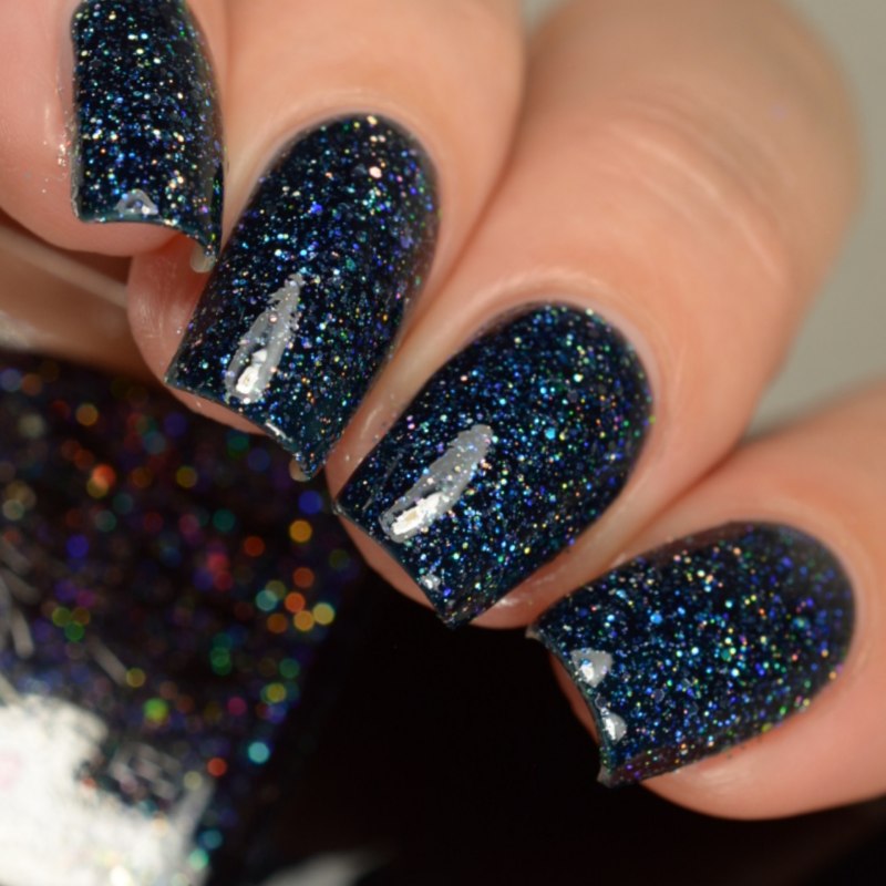 Маникюр с блестками