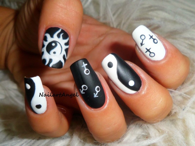 Маникюр Инь Янь миндаль