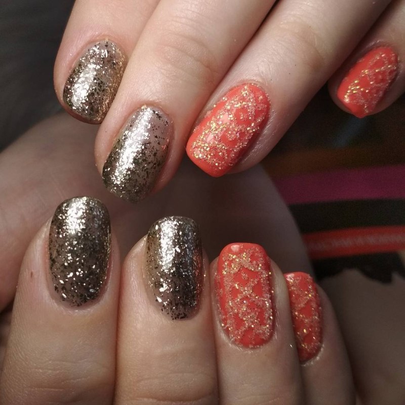 Ногти с блестками