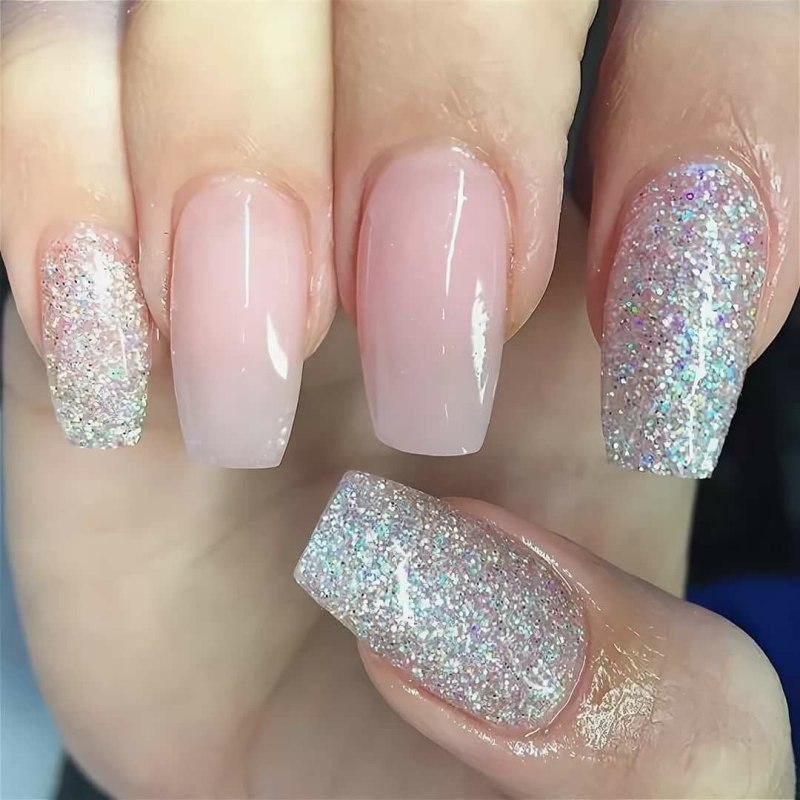 Красро блестящие ногти