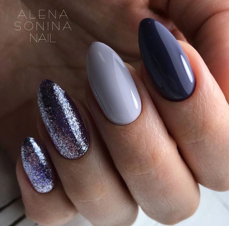 Серый маникюр