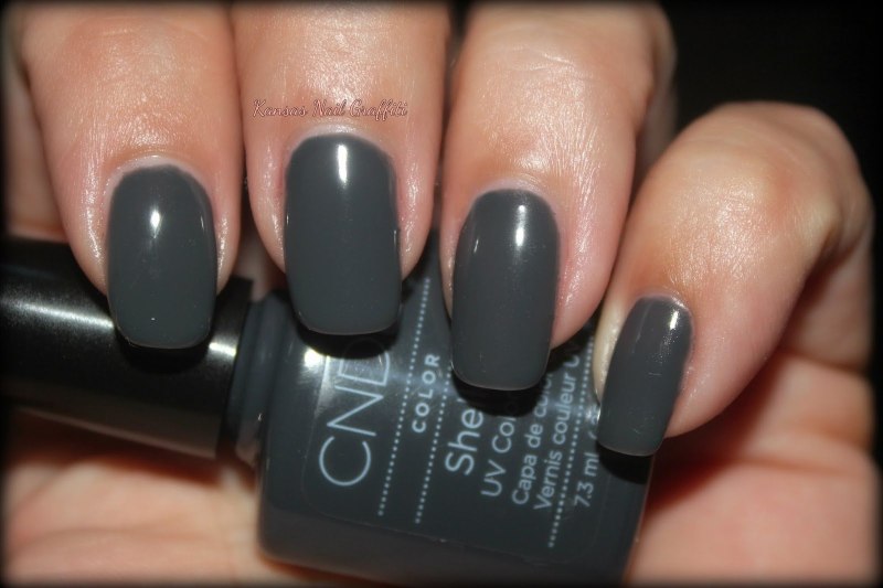 Ногти розово черные с блестками