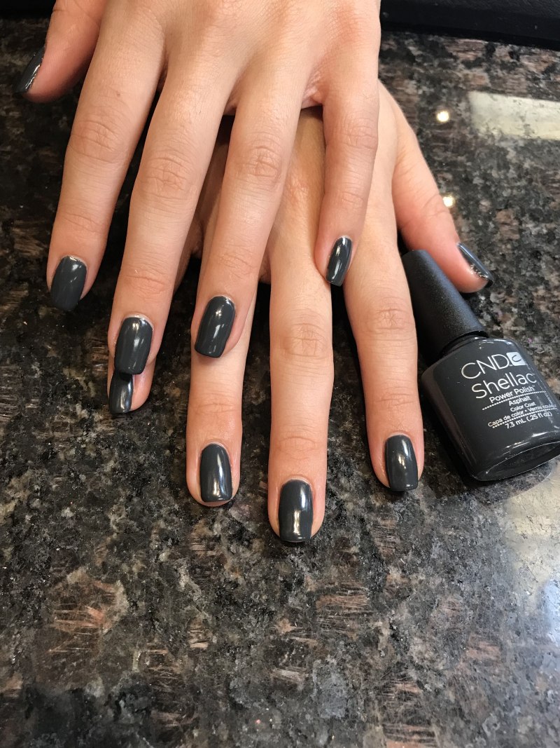 Ногти мокрый асфальт