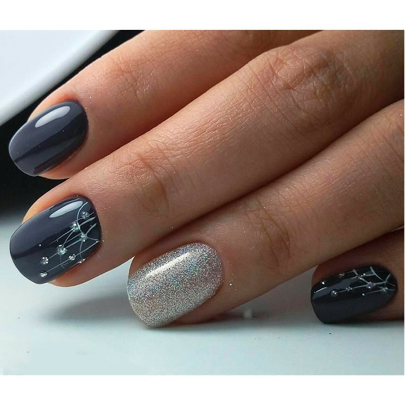 Маникюр серый с черным на короткие квадратные