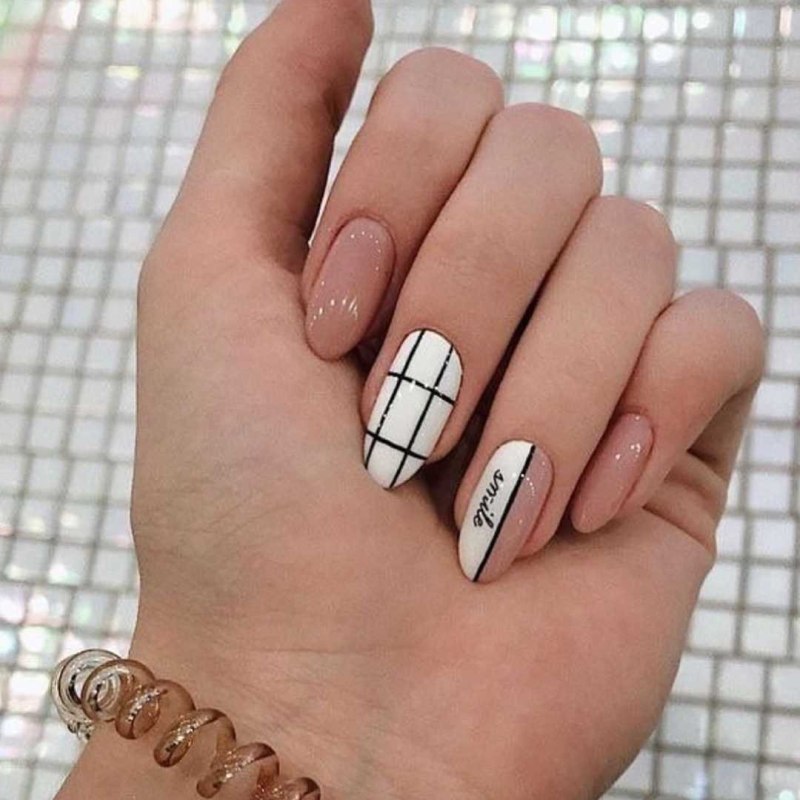 Маникюр на 1 сентября