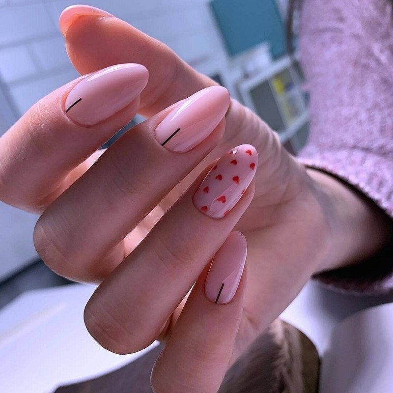 Маникюр в школу миндаль