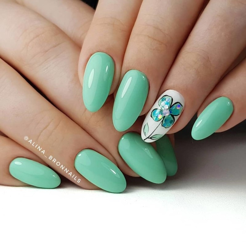 Маникюр от Тиффани