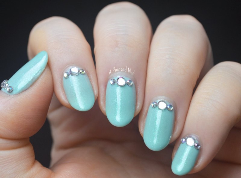 Маникюр праздничный Тиффани