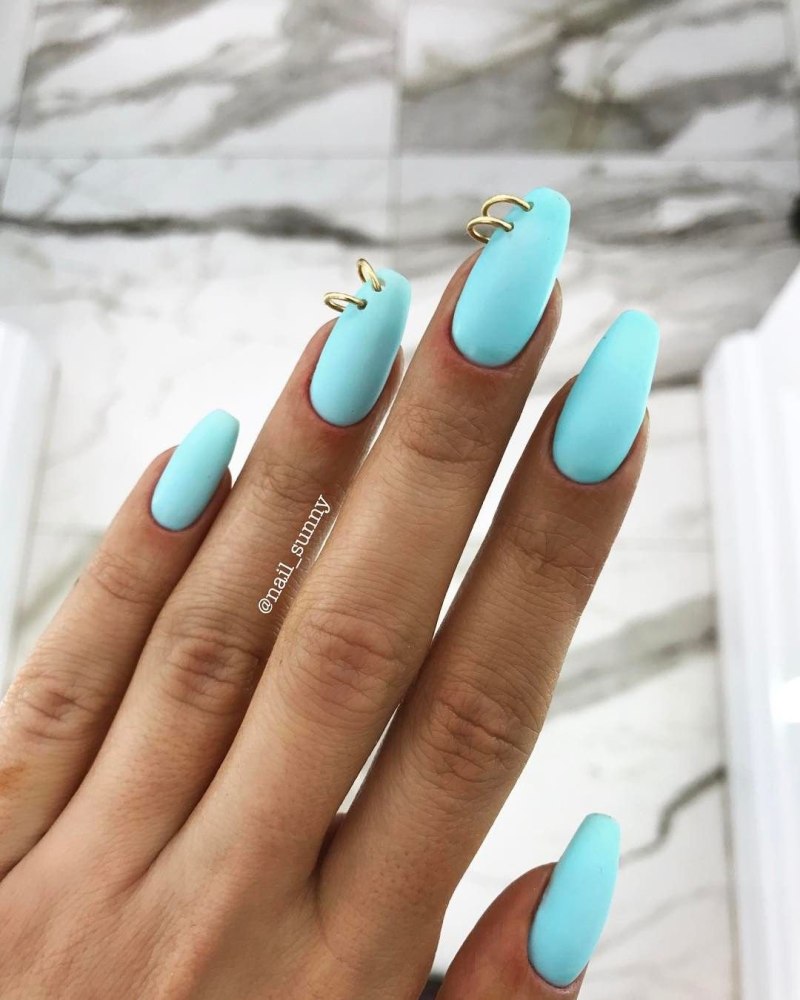 Свадебный маникюр в стиле Тиффани