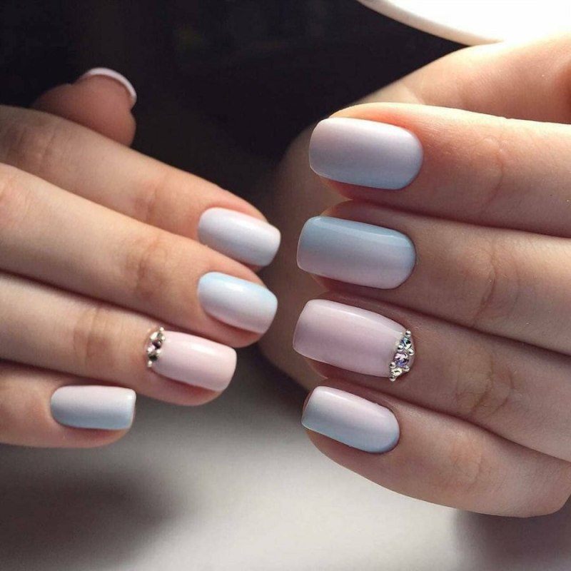 Нежный маникюр