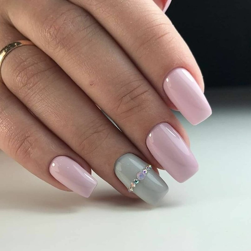 Ногти короткие