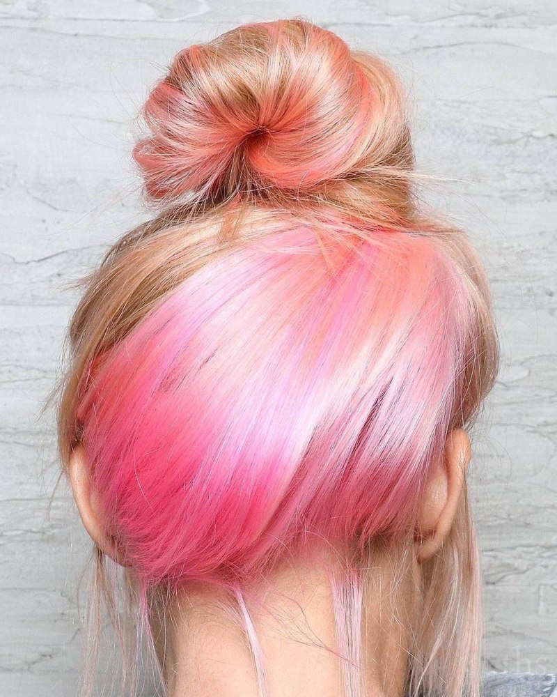 Розовые пряди