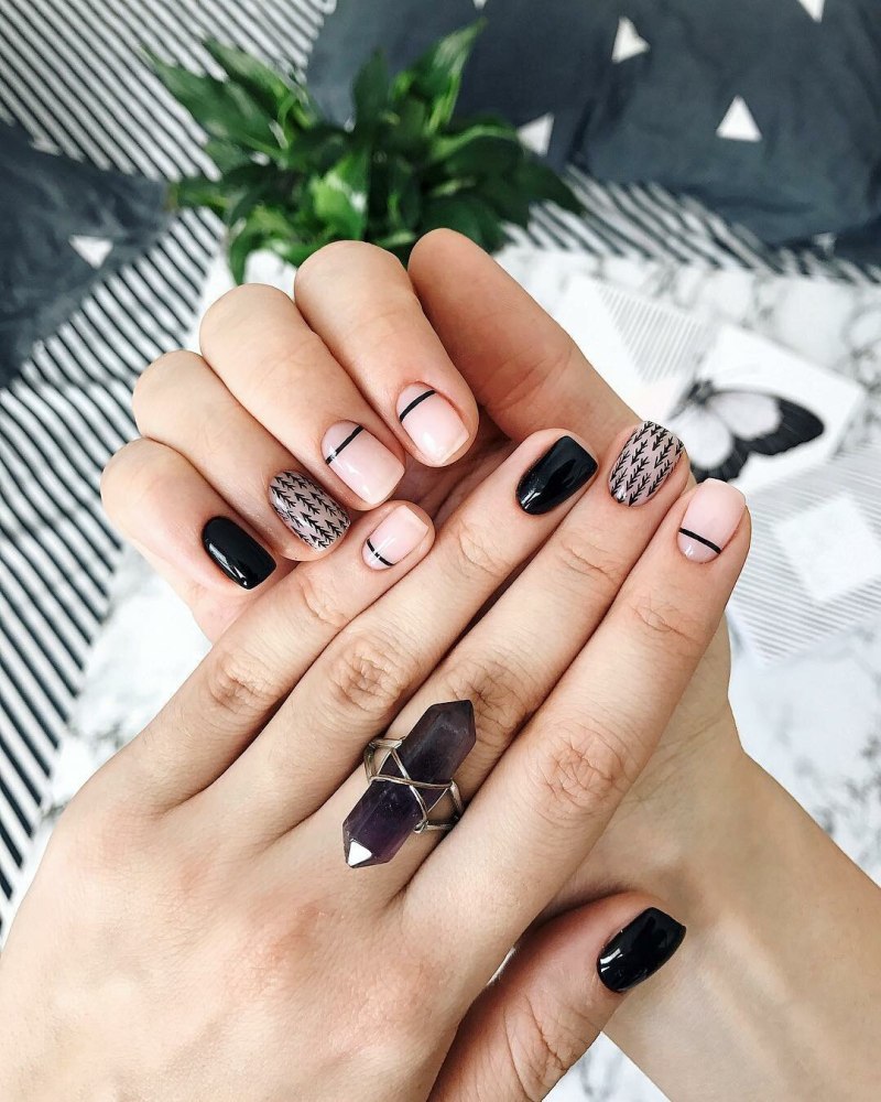 Геометрический маникюр