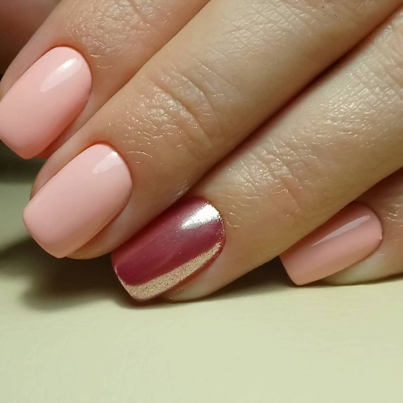 Однотонные ногти короткие