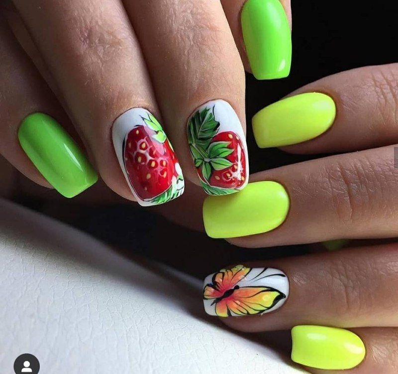 Маникюр лето фрукты